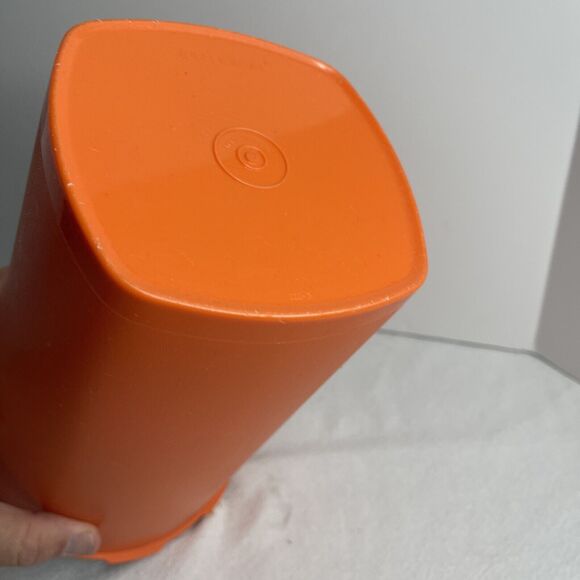 Folgers AromaSeal Vintage Tupperware 11” Tall Orange Black Lid Coffee Rare - Picture 8 of 15